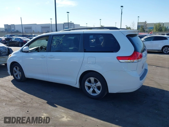 2012 Toyota Sienna LE AAS with VIN 5TDKK3DCXCS276325, listed as a IAAI auction lot 41791385 with 133,635 mi miles. Bid and sale history available at carsss.com. Image 15.