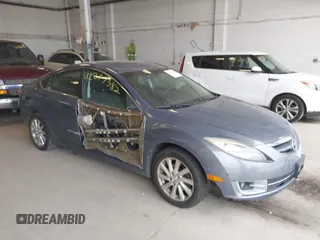 2011 Mazda 6 i Touring с VIN 1YVHZ8CH8B5M30433, выставлен на аукционе IAAI как лот 42297382 с пробегом 261 637 миль миль и . История ставок и продаж доступна на DreamBid. Изображение 1.