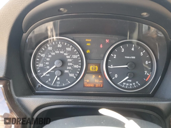 2007 BMW 3 Series 328i с VIN WBAVA33577KX73832, выставлен на аукционе Copart как лот 57435645 с пробегом 100 990 миль миль и Списание • Salvage title. История ставок и продаж доступна на DreamBid. Изображение 9.