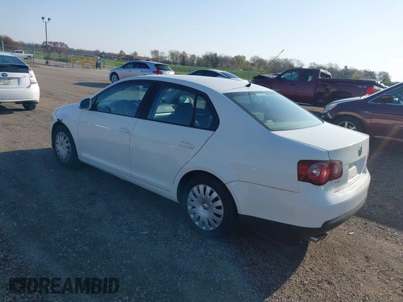 2008 Volkswagen Jetta Sedan S with VIN 3VWJM71K38M186883, listed as a IAAI auction lot 41955788 with 130,116 mi miles. Bid and sale history available at carsss.com. Image 3.