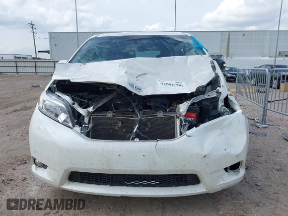 2017 Toyota Sienna XLE Auto Access Seat with VIN 5TDYZ3DC4HS776316, listed as a IAAI auction lot 42096706 with Not provided miles and . Bid and sale history available at DreamBid. Image 12.