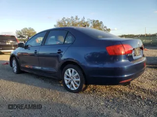 2011 Volkswagen Jetta SE with VIN 3VWDX7AJ8BM022225, listed as a Copart auction lot 84355224 with 101,887 mi miles and Clean title. Bid and sale history available at DreamBid. Image 2.