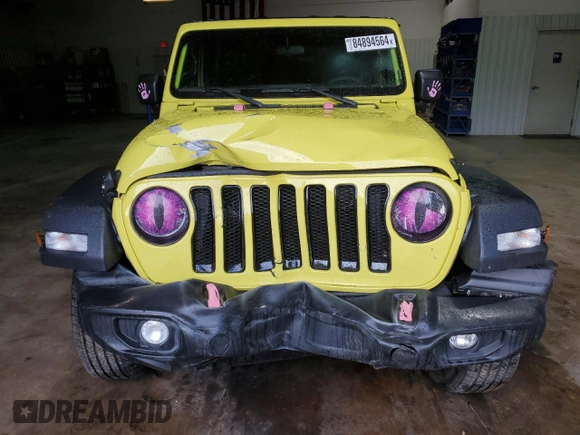 2023 Jeep Wrangler Willys with VIN 1C4HJXDN9PW640617, listed as a Copart auction lot 84894564 with 2,136 mi miles and Salvage Title. Bid and sale history available at DreamBid. Image 5.