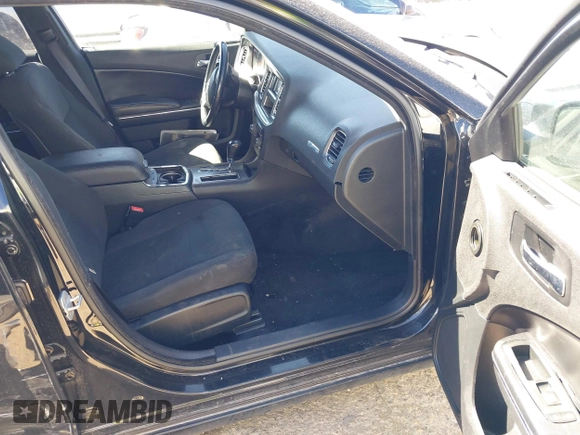 2013 Dodge Charger SE with VIN 2C3CDXBG7DH521114, listed as a IAAI auction lot 41756011 with 152,491 mi miles. Bid and sale history available at carsss.com. Image 5.