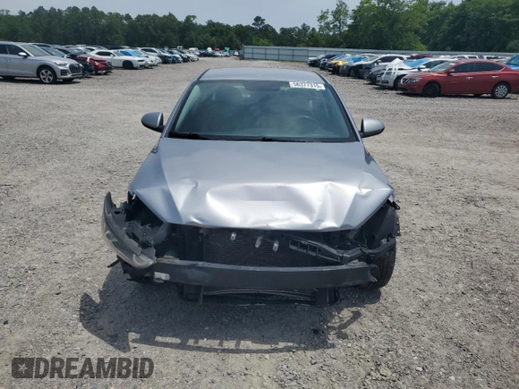 2017 Hyundai Elantra SE z VIN 5NPD74LF4HH151846, wystawiony jako Copart lot #56377315 z przebiegiem 176 200 mil mil oraz Szkoda całkowita • Salvage title. Historia ofert i sprzedaży dostępna na DreamBid. Obrazek 5.