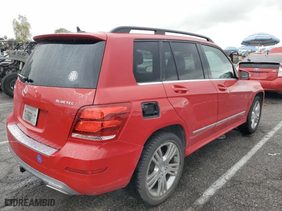 2014 Mercedes-Benz GLK-Class GLK 250 BlueTEC with VIN WDCGG0EB3EG190972, listed as a Copart auction lot 48710155 with 239,454 mi miles and Clean Title. Bid and sale history available at carsss.com. Image 3.