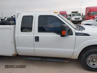 2015 Ford F-350 с VIN 1FD7X3E68FEA71639, выставлен на аукционе IAAI как лот 42293331 с пробегом 175 361 миль миль и . История ставок и продаж доступна на DreamBid. Изображение 13.