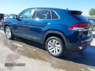 2021 Volkswagen Atlas SE z VIN 1V2KE2CA7MC220524, wystawiony jako IAAI lot #42017287 z przebiegiem 29 380 mil mil oraz . Historia ofert i sprzedaży dostępna na DreamBid. Obrazek 3.