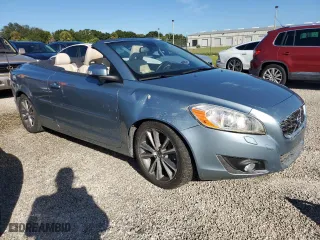 2013 Volvo C70 T5 with VIN YV1672MCXDJ141335, listed as a Copart auction lot 74384484 with 0 mi miles and Salvage Title. Bid and sale history available at carsss.com. Image 4.