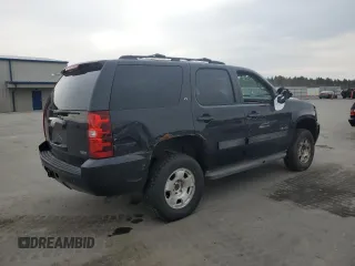 2011 Chevrolet Tahoe LT z VIN 1GNSKBE05BR258317, wystawiony jako Copart lot #54771685 z przebiegiem 214 722 mil mil oraz Szkoda całkowita • Salvage title. Historia ofert i sprzedaży dostępna na DreamBid. Obrazek 3.