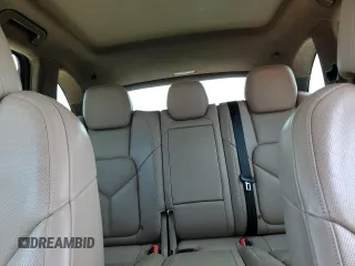 2012 Porsche Cayenne Turbo с VIN WP1AC2A25CLA83496, выставлен на аукционе Copart как лот 60897805 с пробегом 234 808 миль миль и Списание • Salvage title. История ставок и продаж доступна на DreamBid. Изображение 10.