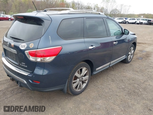 2014 Nissan Pathfinder SL with VIN 5N1AR2MM5EC703470, listed as a IAAI auction lot 42075929 with 124,920 mi miles. Bid and sale history available at carsss.com. Image 4.