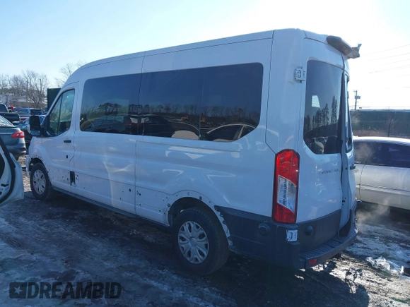 2024 Ford Transit Passenger XL with VIN 1FBAX2C85RKA16018, listed as a IAAI auction lot 41400715 with 13,842 mi miles. Bid and sale history available at carsss.com. Image 3.