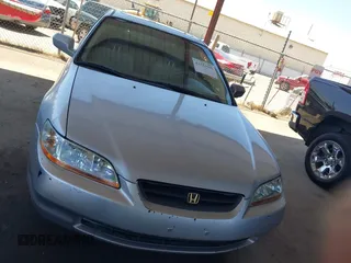 2002 Honda Accord SE z VIN JHMCG66892C011913, wystawiony jako IAAI lot #42323509 z przebiegiem 226 288 mil mil oraz . Historia ofert i sprzedaży dostępna na DreamBid. Obrazek 12.