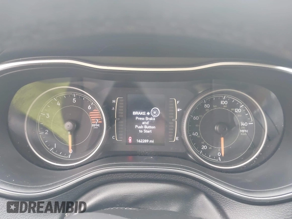 2019 Jeep Cherokee Altitude with VIN 1C4PJLLBXKD280354, listed as a IAAI auction lot 42124578 with 162,289 mi miles and . Bid and sale history available at DreamBid. Image 7.
