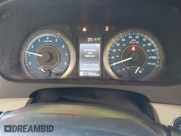 2018 Toyota Sienna XLE Auto Access Seat with VIN 5TDYZ3DC9JS907715, listed as a IAAI auction lot 41557733 with 133,270 mi miles. Bid and sale history available at carsss.com. Image 7.
