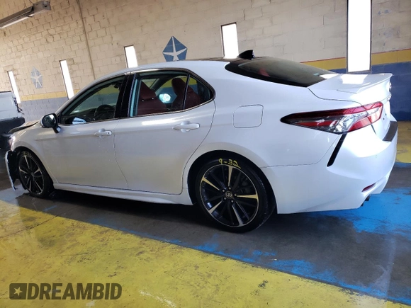 2019 Toyota Camry XSE with VIN 4T1B61HK9KU738700, listed as a Copart auction lot 45981085 with 37,424 mi miles and Clean Title. Bid and sale history available at carsss.com. Image 2.