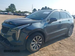 2020 Cadillac XT4 FWD Sport with VIN 1GYFZER40LF048628, listed as a IAAI auction lot 39985771 with 61,030 mi miles. Bid and sale history available at carsss.com. Image 2.