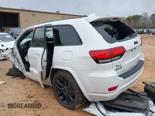 2020 Jeep Grand Cherokee Altitude with VIN 1C4RJFAG4LC235393, listed as a IAAI auction lot 41602629 with 1 mi miles. Bid and sale history available at carsss.com. Image 3.