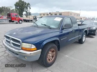 2001 Dodge Dakota with VIN 1B7GL22X41S247460, listed as a IAAI auction lot 41902565 with 189,887 mi miles. Bid and sale history available at carsss.com. Image 6.