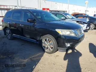 2014 Nissan Pathfinder SV with VIN 5N1AR2MN9EC703495, listed as a IAAI auction lot 41676908 with 233,047 mi miles. Bid and sale history available at carsss.com. Image 1.