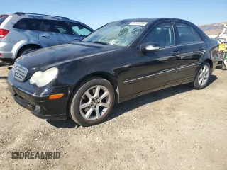 2007 Mercedes-Benz C 350 Sport z VIN WDBRF56H17F854050, wystawiony jako Copart lot #72775334 z przebiegiem 142 960 mil mil oraz Szkoda całkowita • Salvage title. Historia ofert i sprzedaży dostępna na DreamBid. Obrazek 1.