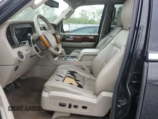 2011 Lincoln Navigator with VIN 5LMJJ2J5XBEJ04548, listed as a Copart auction lot 52440525 with 266,999 mi miles and Salvage title. Bid and sale history available at DreamBid. Image 7.