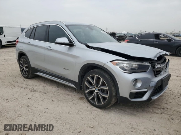 2018 BMW X1 sDrive28i with VIN WBXHU7C32J5L05237, listed as a Copart auction lot 51523905 with 75,638 mi miles and Salvage Title. Bid and sale history available at carsss.com. Image 4.