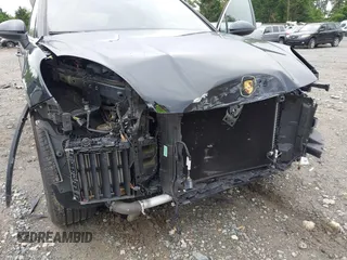 2022 Porsche Cayenne Turbo S E-Hybrid с VIN WP1AA2AY3NDA00204, выставлен на аукционе IAAI как лот 42257548 с пробегом 45 330 миль миль и . История ставок и продаж доступна на DreamBid. Изображение 6.