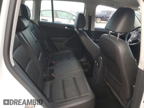 2016 Volkswagen Tiguan S with VIN WVGBV7AX0GW600518, listed as a Copart auction lot 86335544 with 132,123 mi miles and Salvage Title. Bid and sale history available at DreamBid. Image 11.