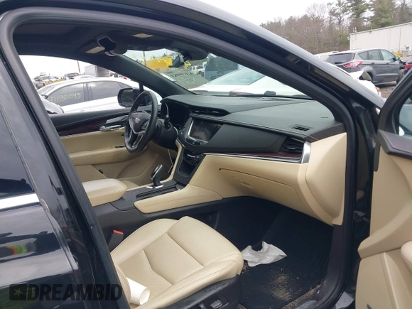 2017 Cadillac XT5 Luxury AWD with VIN 1GYKNDRS3HZ320498, listed as a IAAI auction lot 42039983 with 51,654 mi miles and . Bid and sale history available at carsss.com. Image 5.