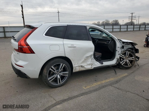 2021 Volvo XC60 Momentum with VIN YV4102DK9M1698729, listed as a Copart auction lot 49818525 with 42,608 mi miles and Salvage Title. Bid and sale history available at carsss.com. Image 3.