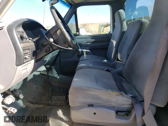 1995 Ford F-150 with VIN 1FTEF14N7SLB10674, listed as a Copart auction lot 48249815 with 183,744 mi miles and Clean Title. Bid and sale history available at carsss.com. Image 7.