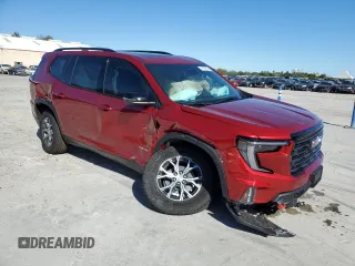 2024 GMC Acadia AWD AT4 z VIN 1GKENPKS9RJ243932, wystawiony jako Copart lot #81902624 z przebiegiem 979 mil mil oraz Szkoda całkowita • Salvage title. Historia ofert i sprzedaży dostępna na DreamBid. Obrazek 4.