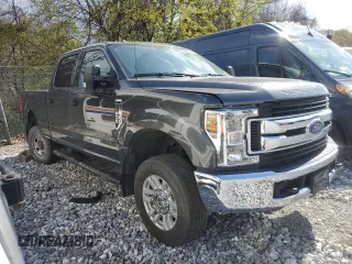 2018 Ford Super Duty F-250 SRW XL with VIN 1FT7W2B66JEB00540, listed as a Copart auction lot 52626865 with 101,222 mi miles and Salvage Title. Bid and sale history available at carsss.com. Image 4.
