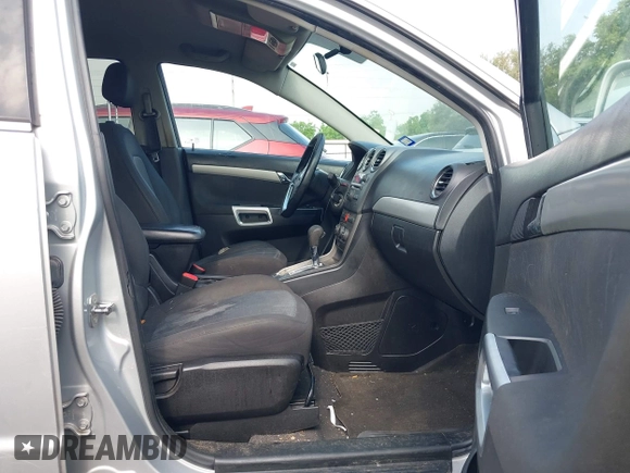 2012 Chevrolet Captiva Sport LS with VIN 3GNAL2EK9CS581312, listed as a IAAI auction lot 42090431 with 152,959 mi miles. Bid and sale history available at carsss.com. Image 5.