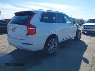 2016 Volvo XC90 T6 Inscription with VIN YV4A22PL1G1036985, listed as a IAAI auction lot 41698124 with 88,578 mi miles. Bid and sale history available at carsss.com. Image 4.