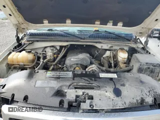 2003 GMC Sierra 2500HD SLE z VIN 1GTHK29U83E116147, wystawiony jako Copart lot #57079385 z przebiegiem Nie podano mil oraz Szkoda całkowita • Salvage title. Historia ofert i sprzedaży dostępna na DreamBid. Obrazek 11.