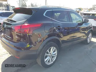 2019 Nissan Rogue Sport S with VIN JN1BJ1CPXKW233049, listed as a IAAI auction lot 42004455 with 63,427 mi miles. Bid and sale history available at carsss.com. Image 4.