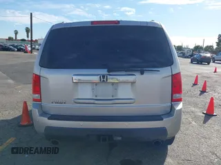 2010 Honda Pilot EX with VIN 5FNYF3H46AB006074, listed as a IAAI auction lot 41659974 with 182,375 mi miles and . Bid and sale history available at carsss.com. Image 16.