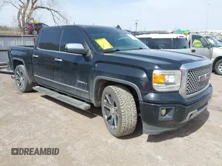 2015 GMC Sierra 1500 Denali z VIN 3GTU2WEJ8FG247139, wystawiony jako IAAI lot #41788277 z przebiegiem 154 859 mil mil oraz . Historia ofert i sprzedaży dostępna na DreamBid. Obrazek 1.
