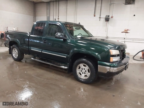 2007 Chevrolet Silverado 1500 LT2 with VIN 1GCEK19B97E120418, listed as a IAAI auction lot 41044613 with 120,062 mi miles. Bid and sale history available at carsss.com. Image 1.