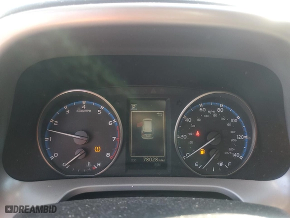 2018 Toyota RAV4 XLE with VIN 2T3WFREV4JW481238, listed as a Copart auction lot 43593035 with 78,028 mi miles and Salvage Title. Bid and sale history available at carsss.com. Image 9.