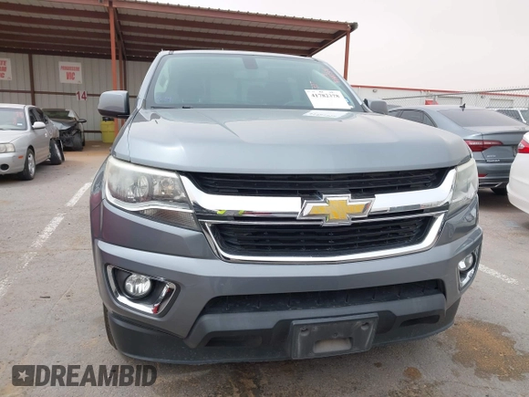 2018 Chevrolet Colorado 2WD LT z VIN 1GCGSCEN0J1223004, wystawiony jako IAAI lot #41782378 z przebiegiem 67 818 mil mil oraz . Historia ofert i sprzedaży dostępna na DreamBid. Obrazek 12.