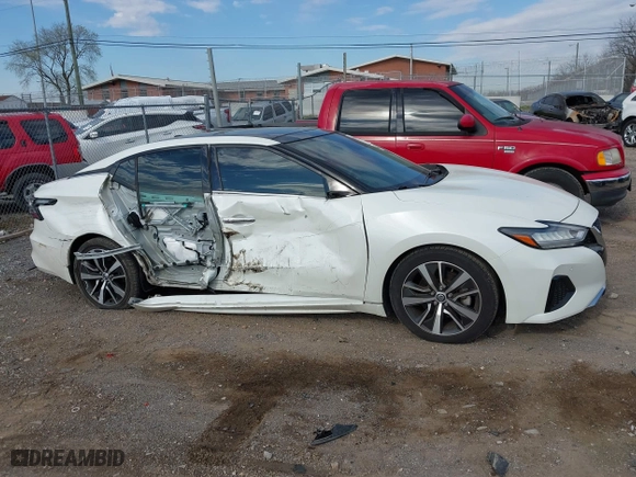 2020 Nissan Maxima SL with VIN 1N4AA6DV4LC379314, listed as a IAAI auction lot 41868509 with 18,107 mi miles. Bid and sale history available at carsss.com. Image 12.
