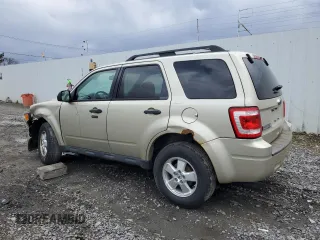2011 Ford Escape XLT z VIN 1FMCU9D7XBKA96400, wystawiony jako Copart lot #53159585 z przebiegiem 119 962 mil mil oraz Czysty tytuł • Clean title. Historia ofert i sprzedaży dostępna na DreamBid. Obrazek 2.