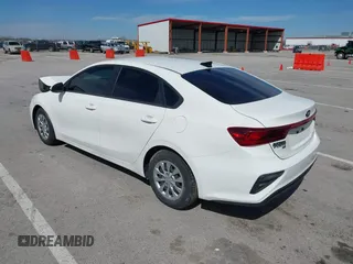 2020 Kia Forte LXS with VIN 3KPF24AD1LE257404, listed as a IAAI auction lot 41853440 with 48,475 mi miles. Bid and sale history available at carsss.com. Image 3.