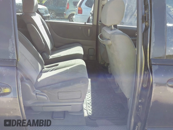 2004 Mazda MPV ES with VIN JM3LW28J840510744, listed as a IAAI auction lot 42052869 with 269,958 mi miles and . Bid and sale history available at carsss.com. Image 8.