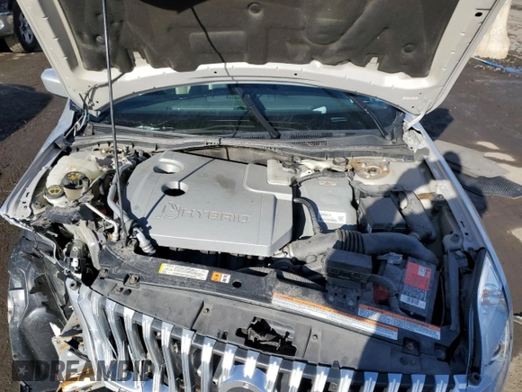 2010 Mercury Milan Hybrid with VIN 3MEDM0L38AR627427, listed as a Copart auction lot 43940895 with 46,161 mi miles and Salvage Title. Bid and sale history available at carsss.com. Image 11.