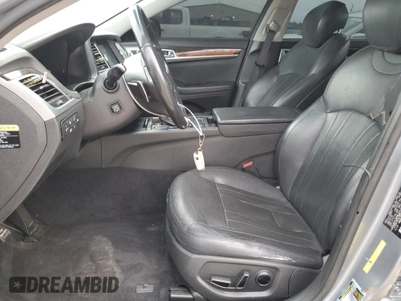 2015 Hyundai Genesis 3.8L with VIN KMHGN4JE9FU100693, listed as a Copart auction lot 81170334 with 128,109 mi miles and Salvage Title. Bid and sale history available at DreamBid. Image 7.